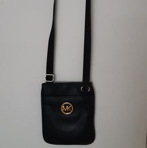 Michael kors crossbody bag